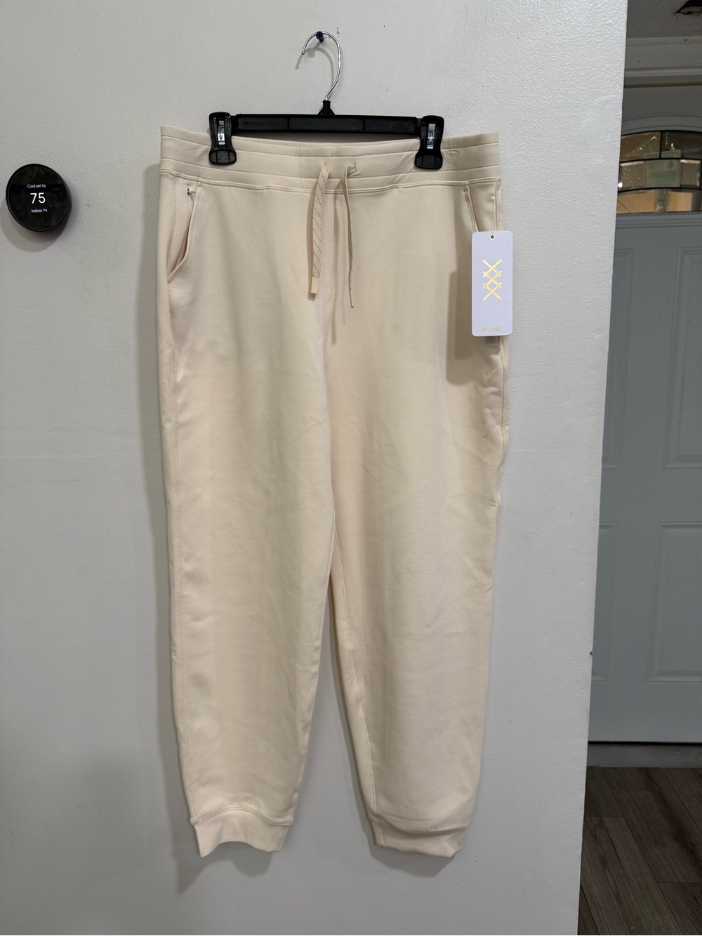 NWT RHONE Dream Glow Jogger in Cream Womens Sz XL